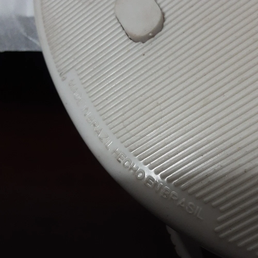 Melissa CHINELO M LOVER White Sandals with Iridescent Accents‎ US 9